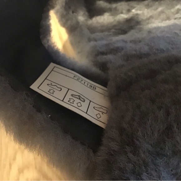 NWOT UGG Fluffette Slides - Picture 5 of 12